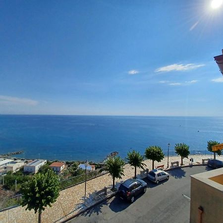 Un Oblò sul Mare Apartment San Lucido Exterior foto