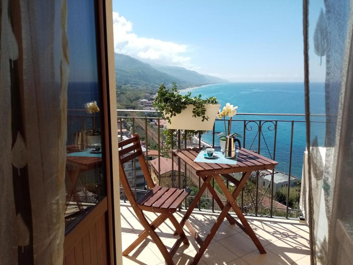 Un Oblò sul Mare Apartment San Lucido Cameră foto